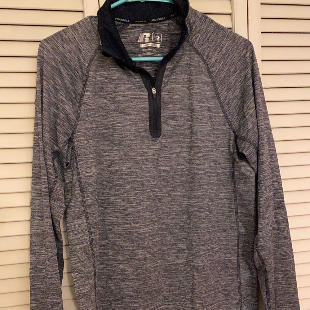 Light Quarter-Zip Pullover